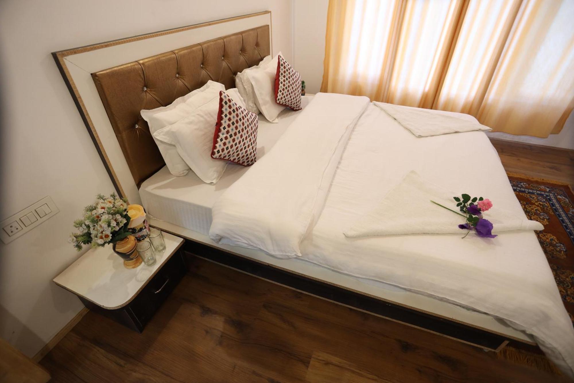 Odbar Guest House Best Guest House At Leh Ladakh Экстерьер фото